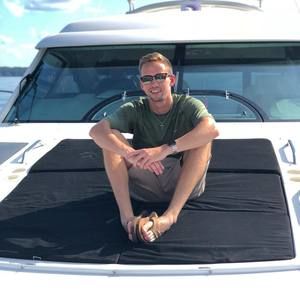 Meet your Posher, Cody